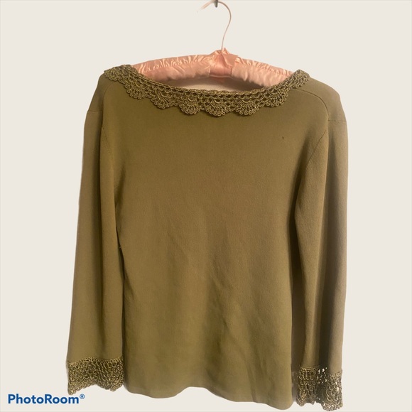 Women’s Sweater with Neck and Sleeve Detail - Picture 2 of 3